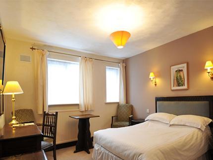 The New Inn Heckfield Ruang foto