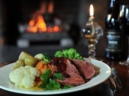 The New Inn Heckfield Bagian luar foto