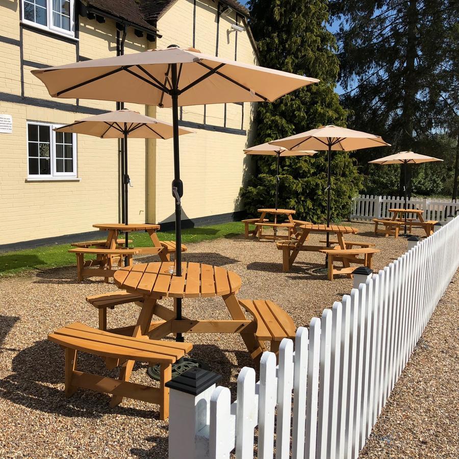 The New Inn Heckfield Bagian luar foto